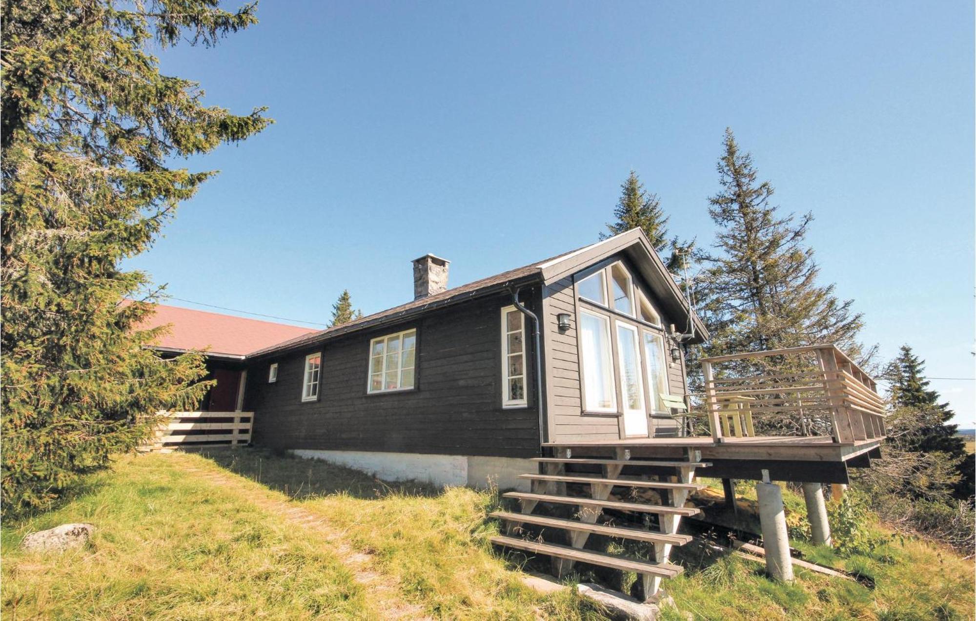 Three-Bedroom Holiday Home in Sjusjoen Buitenkant foto